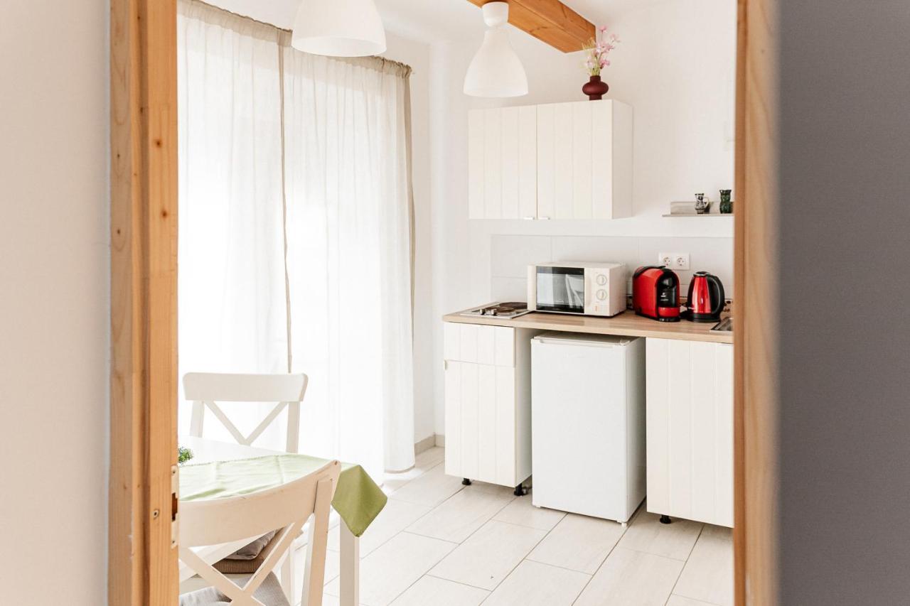 Levendula Apartmanhaz Бадачоньтомай Экстерьер фото